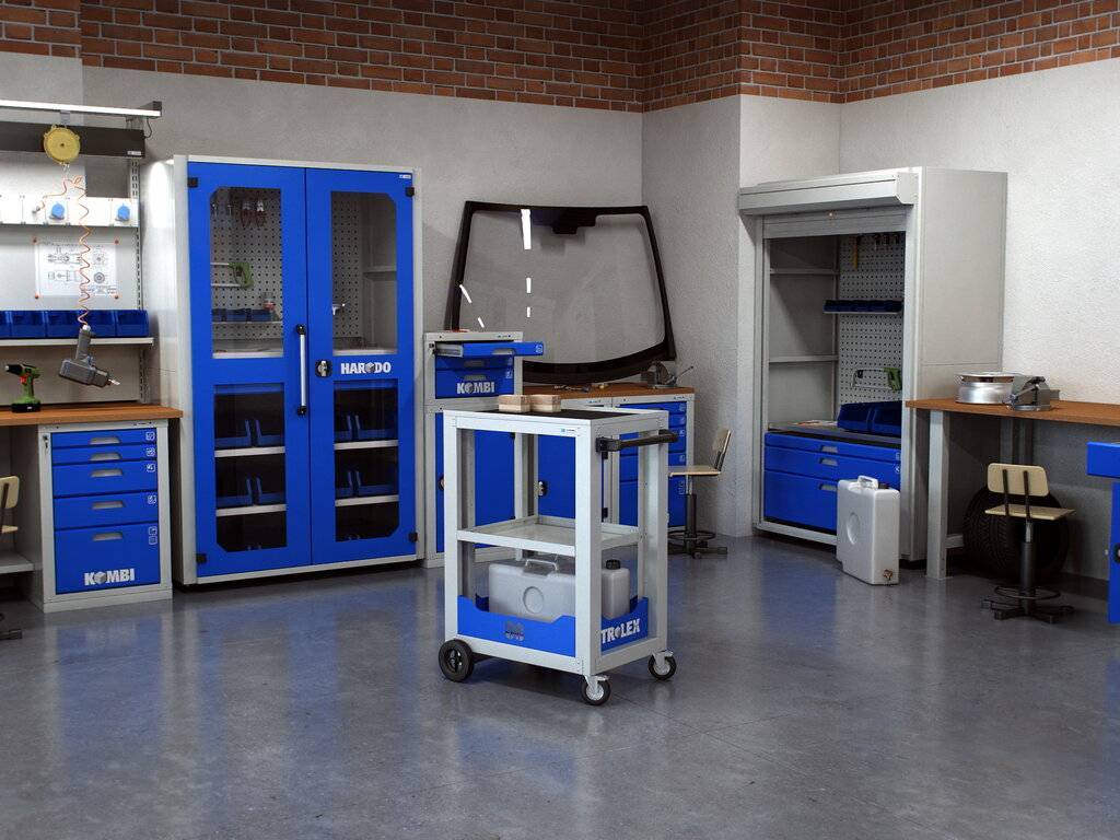 Металлическая мебель